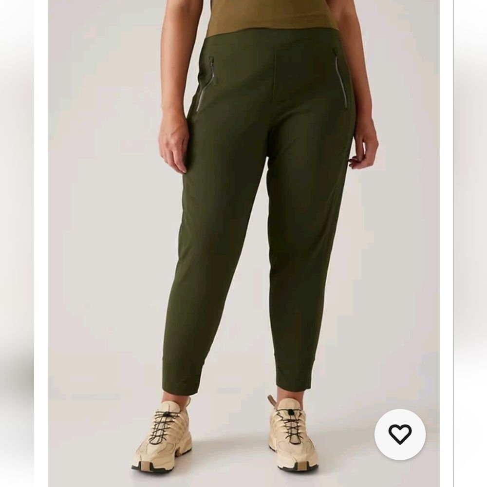 Athleta Trekkie Green Pants Size 22